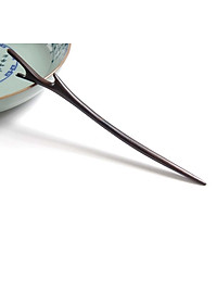 TRÂM CÀI TÓC SỪNG HƯƠU BẰNG GỖ MUN  CÓ HỘP ĐỰNG