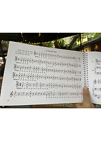 (Trọn bộ 2 cuốn) MÉTHODE ROSE – PHƯƠNG PHÁP HỒNG VỚI ĐÀN PIANO – Ernest Van de Velde – Huy Hoàng Bookstore – NXB Dân Trí (Bìa mềm)