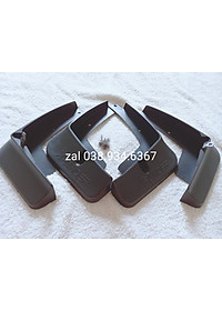 Bộ 4 chắn bùn theo xe dành cho Mitsubishi Xpander 2018-2022 kèm ốc vít