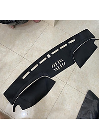 Thảm Taplo Da Carbon Xe Hyundai Creta 2021 2022 2023 - màu đen có chống trượt dưới đế