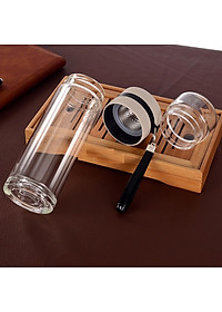 Bình thủy tinh giữ nhiệt 3 lớp Nhà của Mẹ có ngăn lọc trà và quai xách quai cấp, dung tích 500ml, kích thước 24 x 6,5 cm,  - màu sắc giao ngẫu nhiên