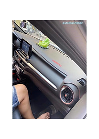 Thảm taplo xe Kia Cerato 2019 2020 2021 chất liệu da vân carbon cao cấp