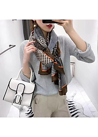 Khăn choàng quàng cổ họa tiết da rắn hiện đại SKC89