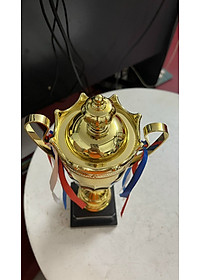 Cúp thể thao A238 , cúp vô địch cao 34cm bằng nhựa cứng kèm dây tua rua đẹp mắt, cúp trao giải giá rẻ