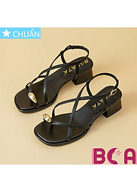 Giày sandal nữ đế thấp 3p RO569 ROSATA tại BCASHOP kết hợp kiểu xỏ ngón có điểm nhấn tại ngón cái độc đáo và thời trang
