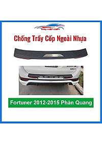 Ốp chống trầy cốp ngoài nhựa đen cho Fortuner 2009-2010-2011-2012-2013-2014-2015 phản quang trang trí bảo vệ xe