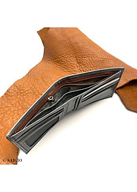 Bóp Nam Cao Cấp, Chất Liệu Da Bò PULL-UP Mềm Mại, Mỏng Nhẹ, Phong Cách Hiện Đại - Cá Tính, Size Trung, Dáng Ngang - Gập 2, Nhiều Ngăn Để Tiền Và Giấy Tờ Tiện Dụng - Hàng Chính Hãng SAIGIO