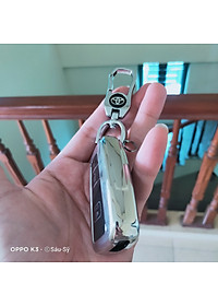 Bao chìa khoá ô tô xe Toyota Corolla CROSS nút silicon mạ crom Full hộp