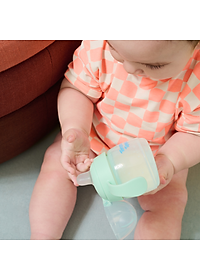 Bình tập uống nước có vòi mút chống tràn, chống sặc Tommee Tippee Soft Spout, 150ml, cho bé từ 4 tháng – Xanh
