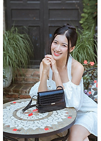 Túi Yuumy ( Thời trang nữ nắp gập size 20 - Túi đeo chéo da Verein YN198 )