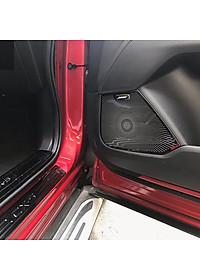 Ốp trang trí, bảo vệ màng loa dành cho xe Mazda CX5, CX-5 2018-2020 vân phay xước