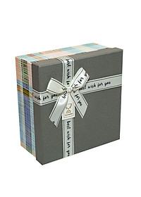 Hộp Quà Vuông V029 Phượng Hoàng 20 x 20 x 10 cm - Giao mẫu ngẫu nhiên