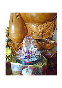 Tượng Phật Bà Quan Âm tòa sen pha lê đa sắc - QA7M