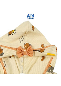 Áo khoác có nón bé gái họa tiết Gấu Nâu thun tổ ong. - AICDBGPRFZRM - AIN Closet