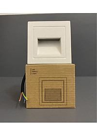 Đèn tường LED DAIKA gắn chân tường, chân cầu thang bền, đẹp chống nước.