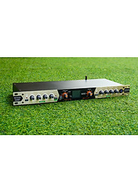 Nâng tiếng MTMax CB900 Ultra - Thiết kế kim loại cao cấp, Màn hình led nổi bật - Đầy đủ kết nối Bluetooth, Optical (cổng quang), XLR, AV - Cổng sub riêng biệt - Cải thiện chất lượng âm thanh tối ưu cho dàn âm thanh của bạn - Hàng nhập khẩu