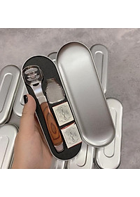 Dụng cụ chà gót chân inox có sẵn