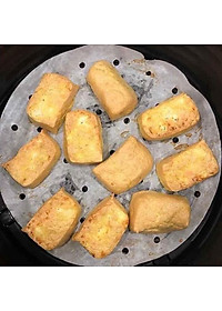 100 tờ giấy nến đục lỗ lót nồi chiên không dầu, hấp bánh bao, Giấy nến tròn lót xửng hấp (HY20)