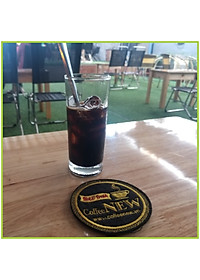 Đế Lót Ly (Nỉ 3 Lớp Cao Cấp) Thêu Logo Nổi Coffee New - Đường kính 9cm - Thấm nước nhanh - Nhỏ, gọn, Đẹp_Coffee New