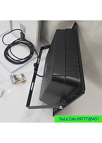 Đèn pha năng lượng mặt trời 300W