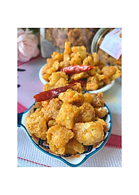 Tóp Mỡ Thịt Liền Da Sốt Mắm Tỏi VietTin Mart