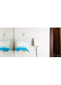 Khăn lau mặt dùng 1 lần Likado cho trẻ em và ngưới lớn kt 20*20cm( 1 cuộn 50 khăn)