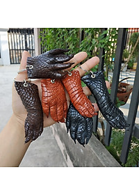 Móc khóa cá sấu - Nguyên bàn tay cá sấu thật!