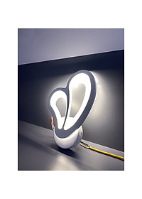 Đèn trang trí gắn tường hình cánh bướm 3 chế độ ánh sáng hiện đại