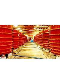 Nước mắm nhĩ cá cơm gia truyền Chánh Đức 50 độ đạm, sánh đặc cốt cá, ủ chượp thùng gỗ cùng muối tinh khiết, sạch sẽ, không chất bảo quản