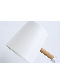 Đèn bàn trang trí phòng KASADIN thân gỗ độc đáo