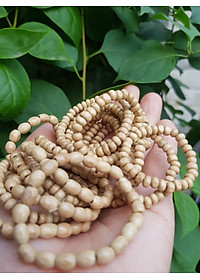 Vòng dâu tằm cho bé sơ sinh  vòng cho cả bé trai và bé gái  Ông bà xưa cho bé đeo vòng dâu tằm tốt, giúp cho bé ngủ không bị giật mình, bụ bẩm ngoan ạ