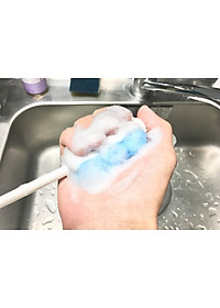 Dụng cụ rửa cốc, chai lọ Kokubo, chất liệu mút mềm giúp làm sạch nhẹ nhàng các vật dụng mà không gây trầy xước đến các vật dụng - nội địa Nhật Bản