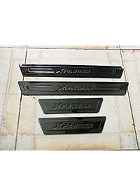 Bộ 8 ốp bậc trong ngoài dành cho xe Xpander 2018 2019 2020 mẫu titan