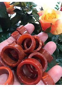 CHIẾC NHẪN VUÔNG ỐNG ĐỎ ĐẬM ĐẸP ĐÁ CẨM THẠCH MAY MẮN SIZE 17MM BẢN CAO 9,5MM  AC  MẠNG HỎA VÀ THỔ 