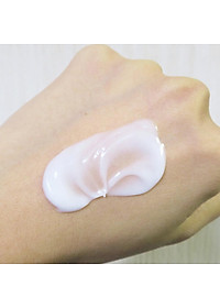 Kem Dưỡng Hatomugi Chiết Xuất Ý Dĩ Làm Sáng Da 300g Moisturizing Conditioning The Milky Cream