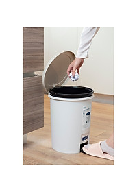 Thùng Rác Nhựa Cao Cấp Đạp Chân Nắp Đậy Tròn 6 Lít Inochi Nhật Bản (243 x 233 x 282 mm) - Giao màu ngẫu nhiên