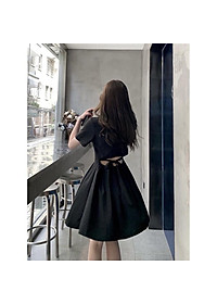 Váy sơ mi logo thắt nơ eo thể thao - Đầm hở lưng cá tính 2022