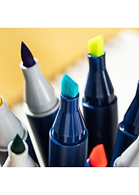 Bút Màu Marker Chuyên Nghiệp Hai Đầu Kèm Túi Vải Và Đế Họa Cụ Vẽ Tranh Cao Cấp Finenolo Deli - Phù Hợp Tô Màu Vẽ Tranh Manga Anime - EC184