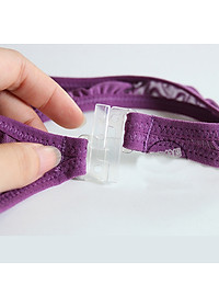 Quần lót nam lọt khe gợi cảm