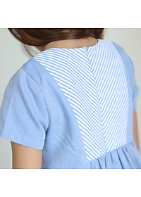 Đầm Bé Gái Xanh Phối Kẻ Ngực Chéo 2 Túi K110