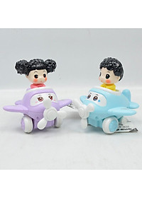 Mô hình Bé ngồi máy bay chạy bánh đà cực đáng yêu