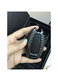 Ốp chìa khoá, bao chìa khóa xe Hyundai Accent 2021-2022 loại 4 nút vân Carbon