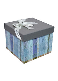 Hộp Quà Vuông V023 - 18 x 18 x 15 cm - Giao màu ngẫu nhiên
