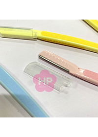 Dao Cạo Lông Mày Cán Dài Kai Pretty 01628-GA0053 (Set 3 cây)