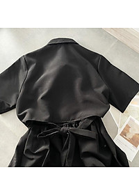 Váy sơ mi logo thắt nơ eo thể thao - Đầm hở lưng cá tính 2022