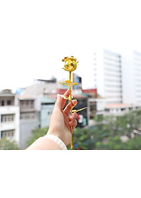 Quà tặng sinh nhật ý nghĩa: Bông hoa hồng mạ dát vàng cao cấp cho nữ