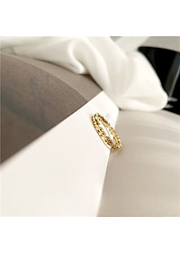 Nhẫn nữ titan không đen bản nhỏ 