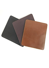 Lót chuột da bò thật P104, bàn kê chuột 2 lớp dày dặn, đường may chắc chắn, lót êm tay và bắt quang cho game thủ ngồi máy tính lâu