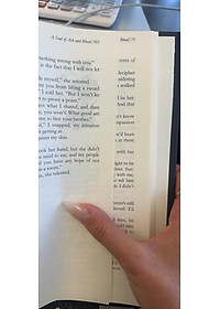 Sách A Soul of Ash and Blood: A Blood and Ash Novel (Blood And Ash Series Book 5)