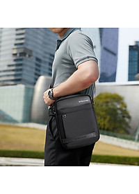Túi đeo chéo du lịch nam Arctic Hunter K00162 chất liệu Oxford chống thấm nước, đựng ipad, thiết kế nhiều ngăn tiện dụng